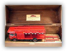 OM Tigre - Bisarca Trasporto Abarth 1966 (with wood box)